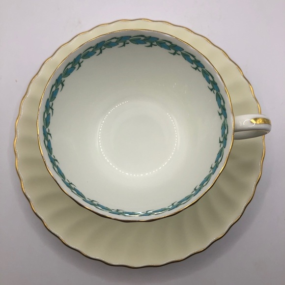 Minton Bone China Teacup & Saucer “Lady Rodney” S-411 - Picture 7 of 9